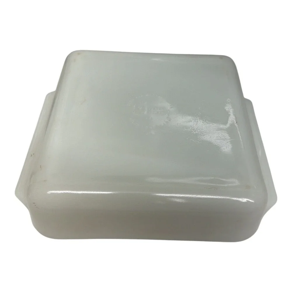 Anchor Hocking Fire King White Milk Glass 8.5